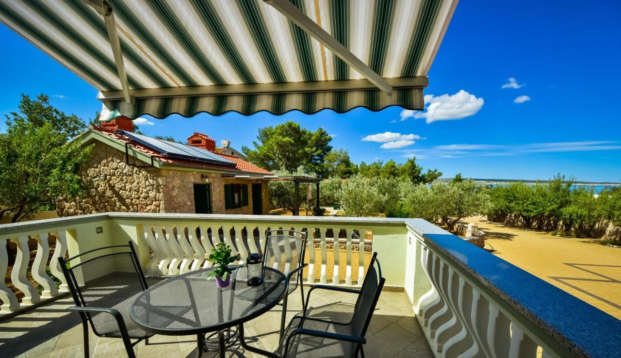 In Olive Garden Διαμέρισμα Starigrad Paklenica Εξωτερικό φωτογραφία