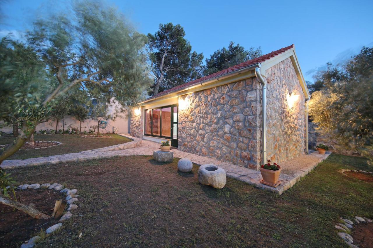In Olive Garden Διαμέρισμα Starigrad Paklenica Εξωτερικό φωτογραφία